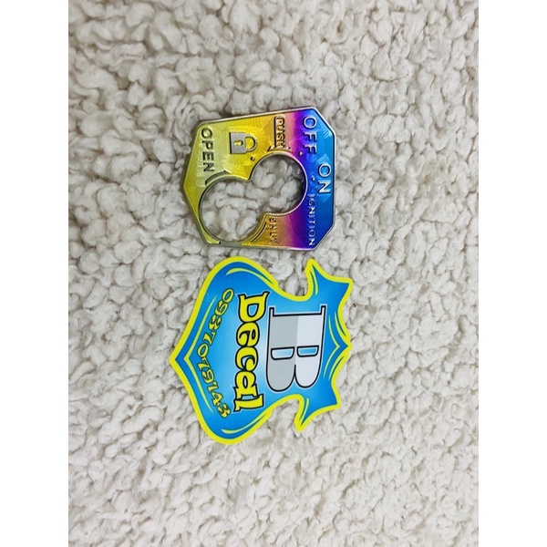 Sticker logo titan siêu rẻ đẹp