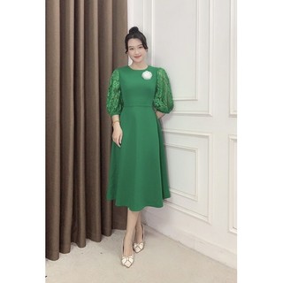 [BLUE DESIGN] Đầm dự tiệc cổ tròn tay lỡ phối ren ,đính hoa trước ngực thiết kế cao cấp