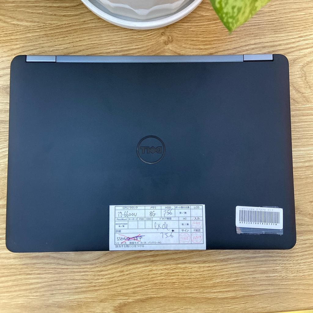 Laptop Dell Latitude E7270- Core i5 6600U- Ram 8GB- SSD 256GB- Màn hình 12.5 inch. Bảo hành 12 tháng
