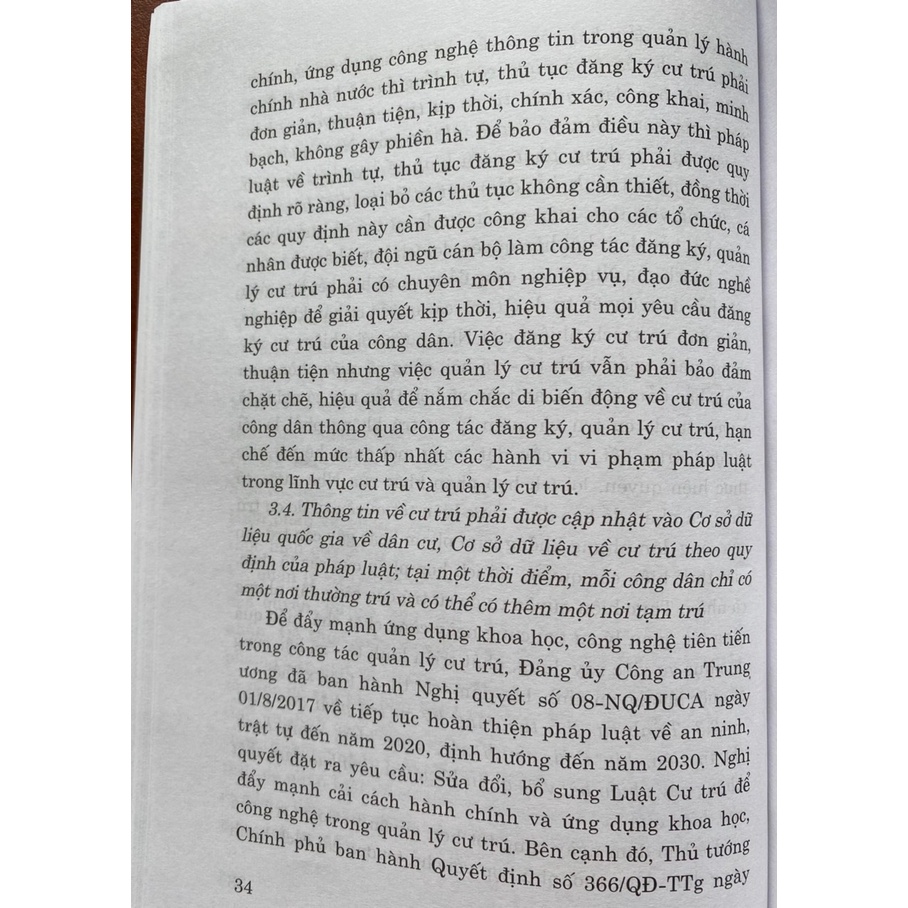 Sách-Bình Luận Khoa Học Luật Cư Trú