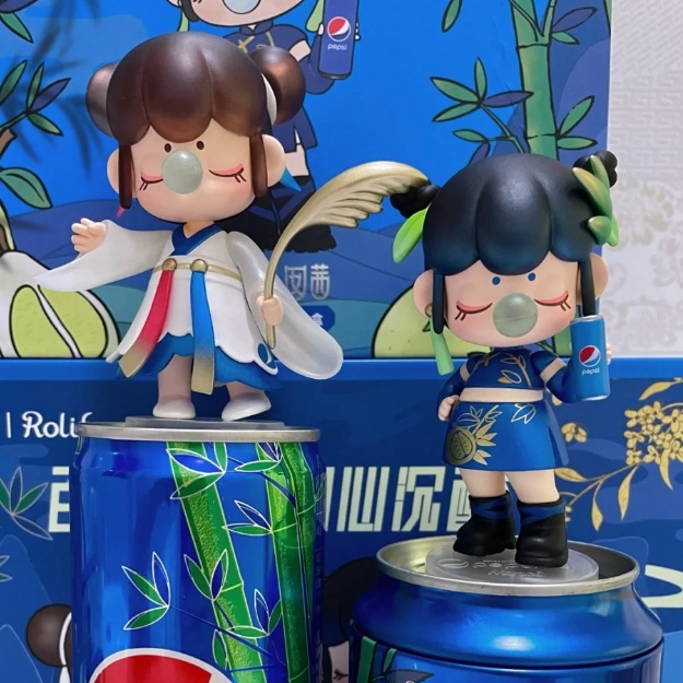 Đồ trang trí Búp Bê Nanci X Pepsi Cola Phiên Bản Giới Hạn Dùng Làm Quà Tặng