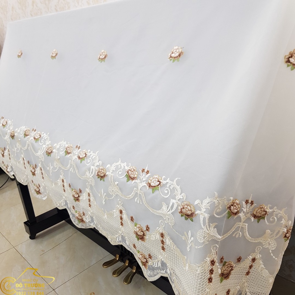 Khăn phủ đàn Piano mẫu lửng ren trắng chân ren hoa nâu