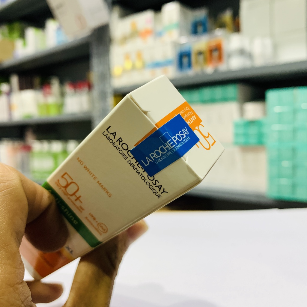 Kem Chống Nắng La Roche Posay Anthelios XL Dry Touch Gel-Cream SPF 50+ UVB, UVA không màu, kiểm soát dầu 15ml