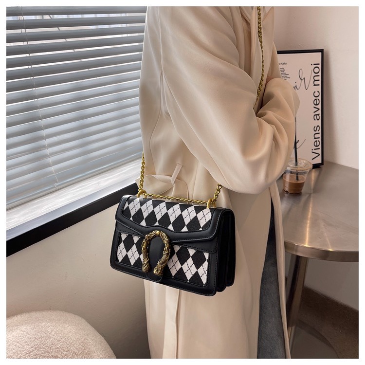 Túi xách đeo chéo nữ đẹp cao cấp thời trang sang trọng thanh lịch cá tính DC23