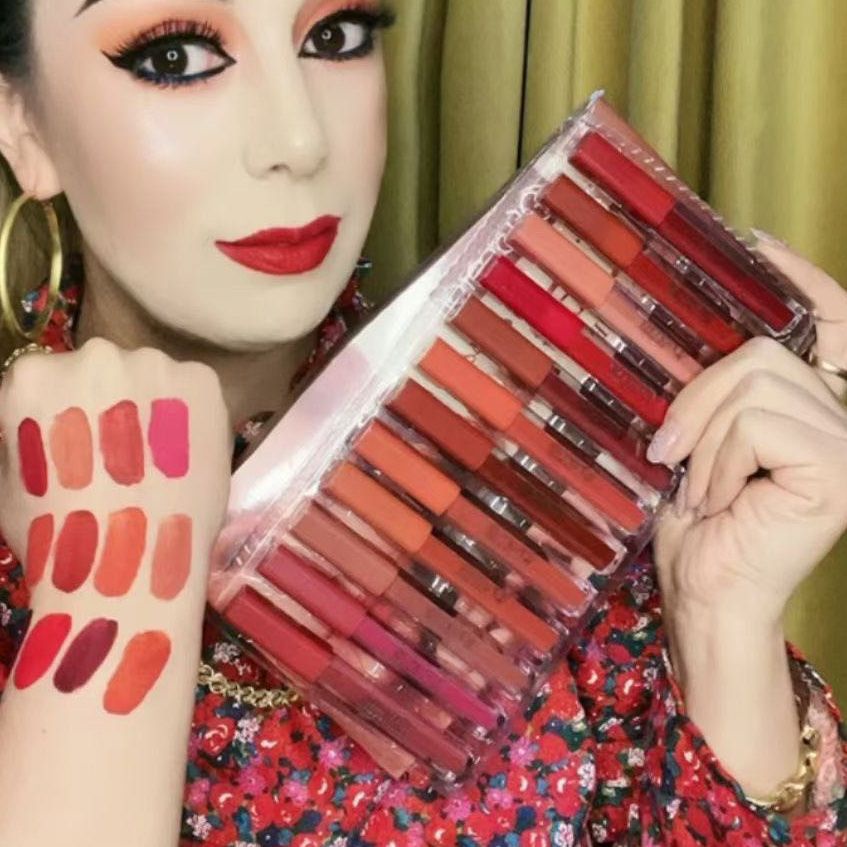 Set 12 Thỏi Son Kem Lì Không Dính Cốc