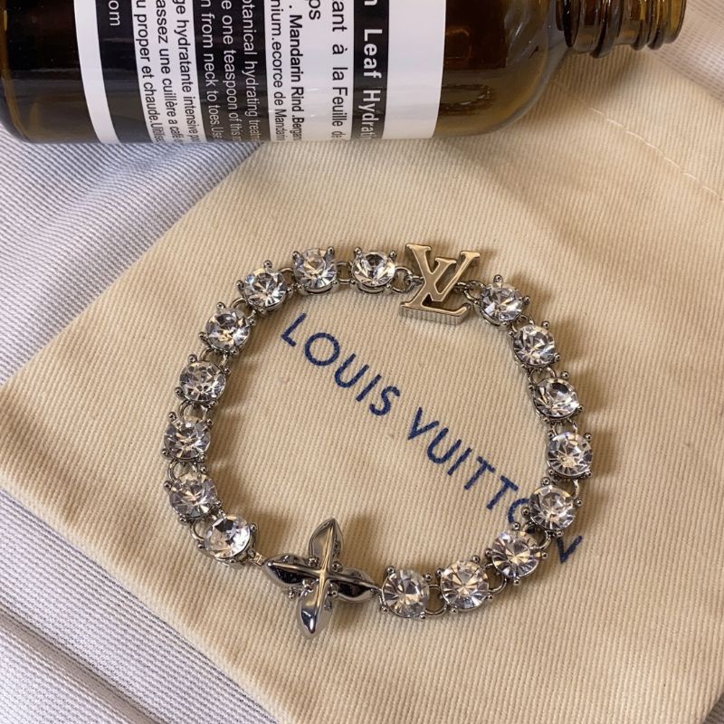 Vòng tay LV vòng tay chữ kim cương hàng pha lê mới