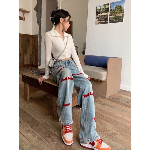 Quần jeans ống suông ống rộng lưng cao ulzzang thêu chữ nôi đỏ cá tính TNGER