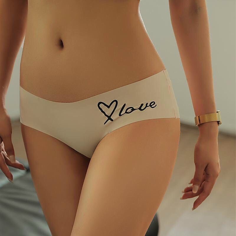 Quần Lót Nữ LADI Cao Cấp Chất Liệu Đúc Su Thun Lạnh In Chữ Mềm Mại MÃ 1927