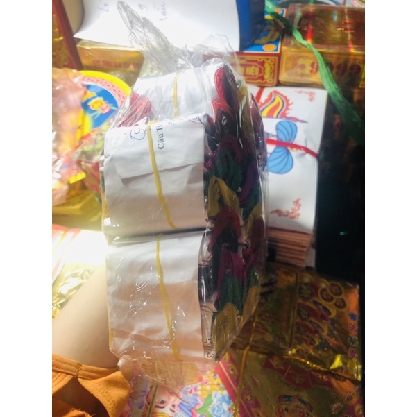 Kim Chỉ Ngũ Sắc