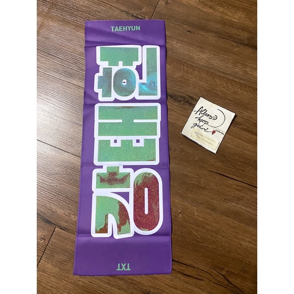 Txt banner Taehyun như hình.