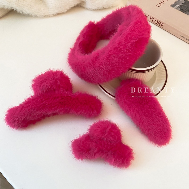 Kẹp Tóc Lông Nhung Bất Đối Xứng Màu Đỏ Hồng Thời Trang Thu Đông Hàn Quốc