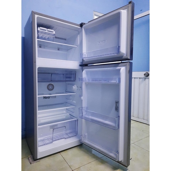 Tủ lạnh Beko Inverter trưng bày 200 lít RDNT200I50VS mới 99%