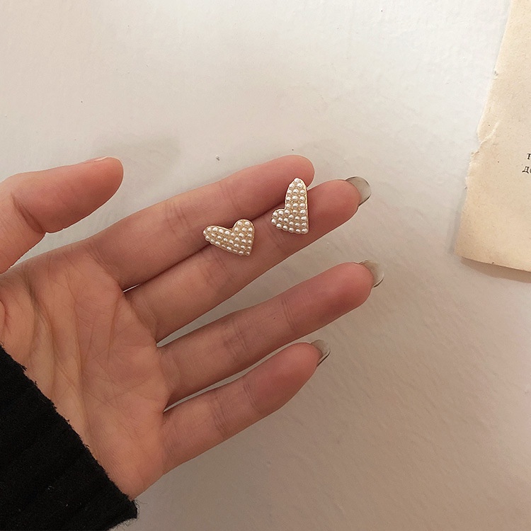 Khuyên Tai Hình Trái Tim Nhỏ Đính Hạt Ngọc Trai Cá Tính Và Cá Tính
