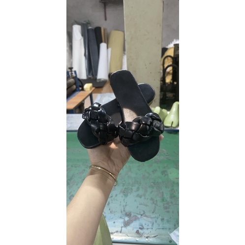 Dép Quai Ngang Đan Tết Bính Cho Bé