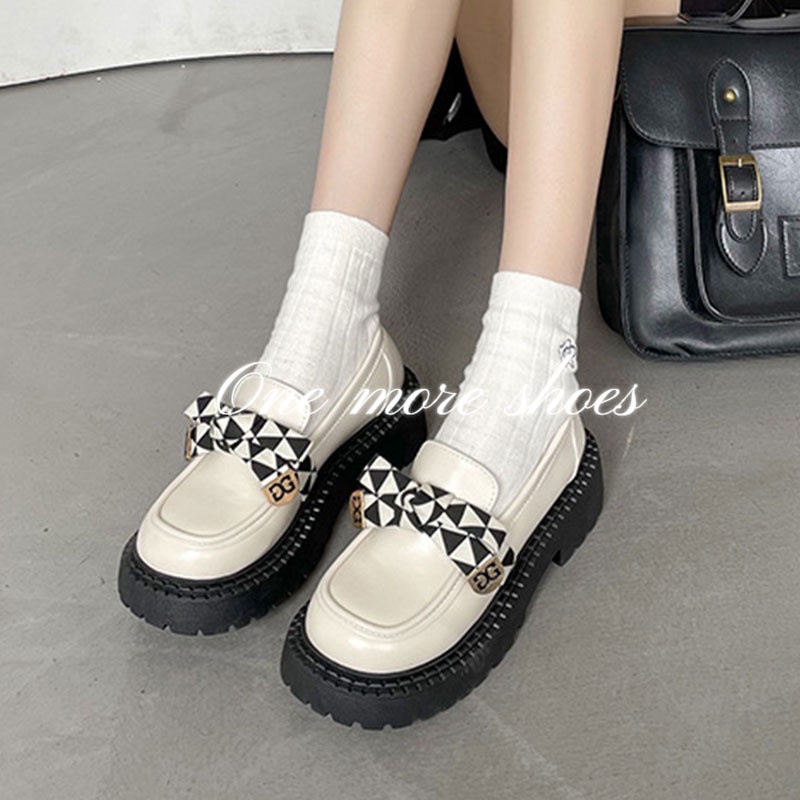Giày Da Đế Dày Phối Khóa Cài Phong Cách Hàn Quốc Dành Cho Nữ