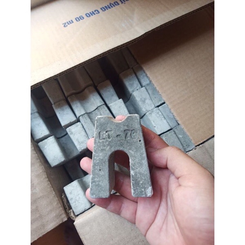 Con kê bê tông H7