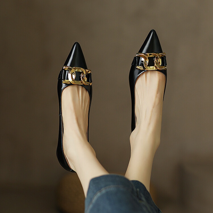 Giày Búp Bê Da Thật Mũi Nhọn Miệng Nông Phối Dây Xích Kim Loại Kiểu Pháp Dễ Phối