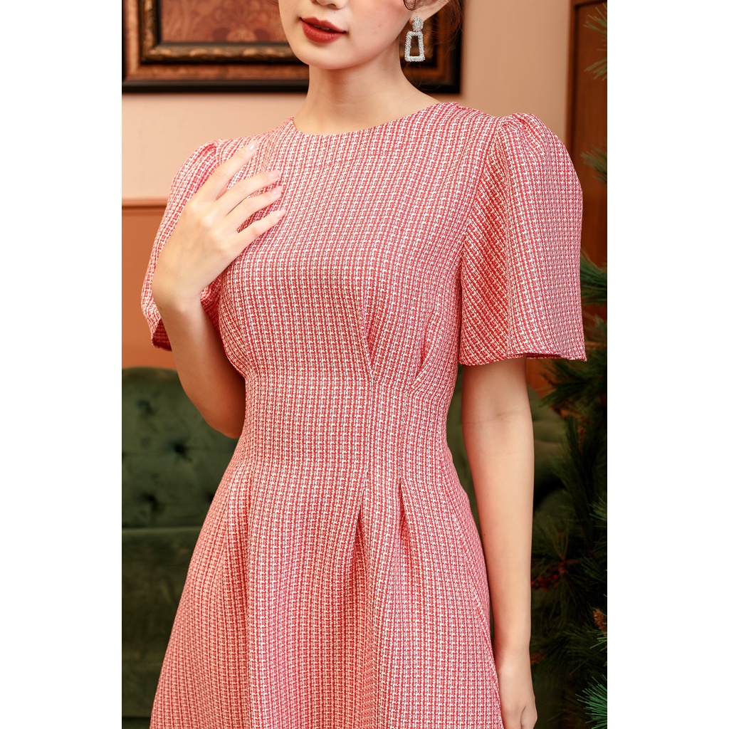 [Mã BMLT30 giảm đến 30K đơn 299K] Đầm thiết kế CHARMO họa tiết caro ôm eo tôn ngực vải cotton bố Pleated Sleeve Dress