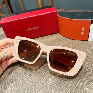 Kính mát thời trang Prada mắt xếch màu hồng nude và đen - Kính chống ánh sáng xanh