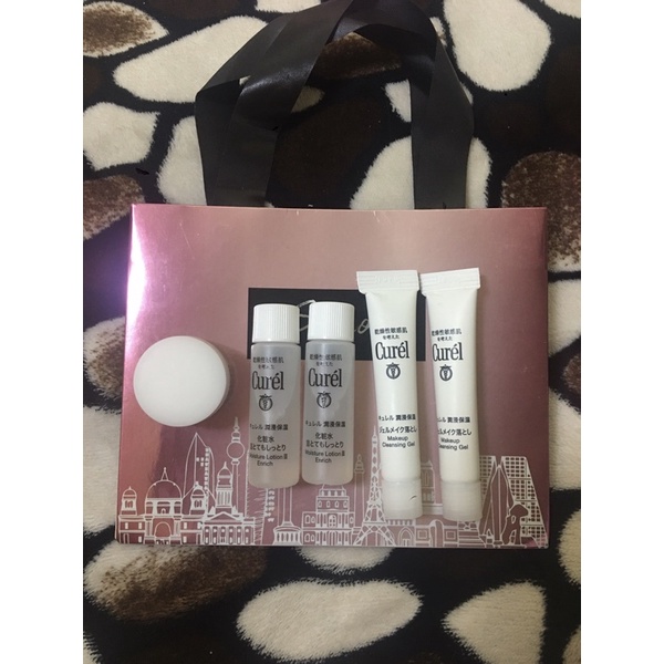 dưỡng da curél(combo 6sp:2 toner, 2tẩy trang, 2gel kiềm dầu