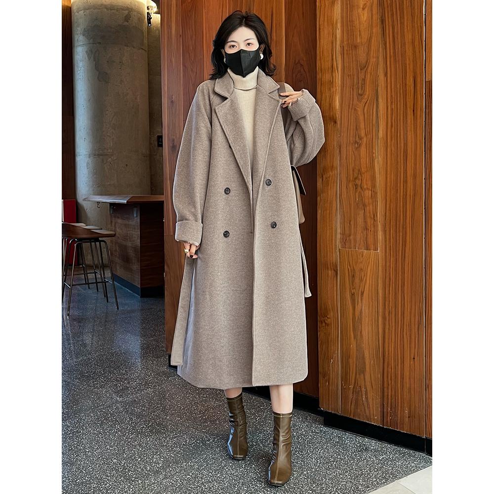 Áo khoác len nữ dài rộng rãi và dày dặn, phần vừa và dài phù hợp với bộ đồ dệt kim, áo khoác mới vào mùa thu đông