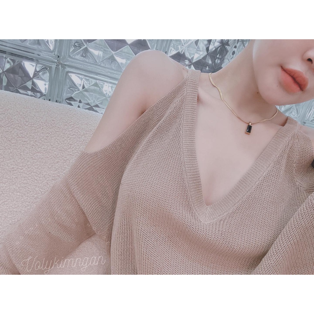 Áo khoét vai len tay dài