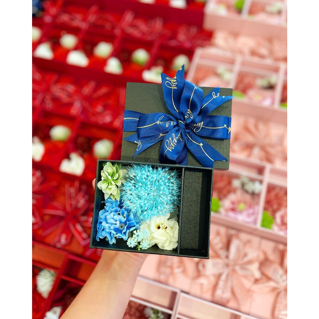 ( Mẫu 2023)  Hộp Hoa Lụa Đựng Son Thỏi 9,5c x 12 x 7cm