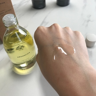 Tinh dầu dưỡng da toàn thân quả bách xù và gừng AROMATICA Circulating Juniper Berry & Ginger Body Oil 100ml