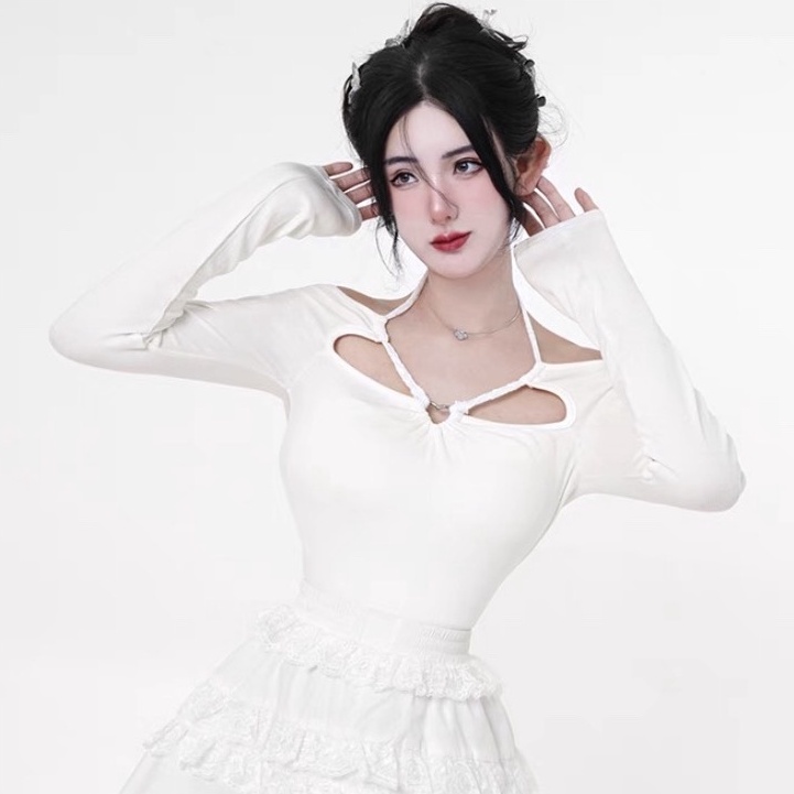 Áo croptop nữ dài tay HAGA áo thun khoét ngực phụ kiện tim AKNPKT61