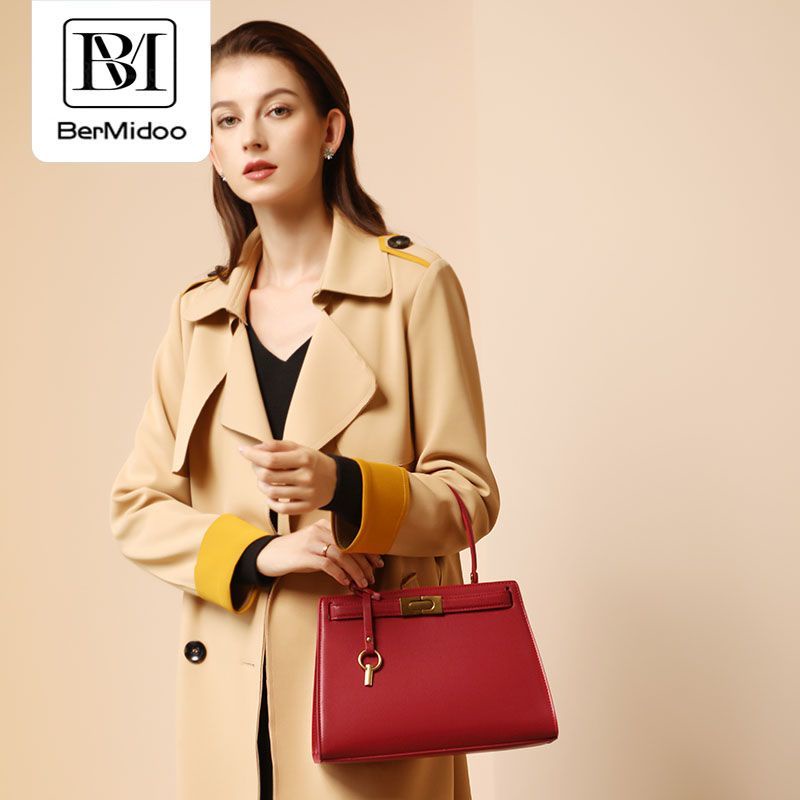 Túi Đeo Chéo Vai Màu Đỏ Phong Cách Thời Trang 2022 Dành Cho Nữ