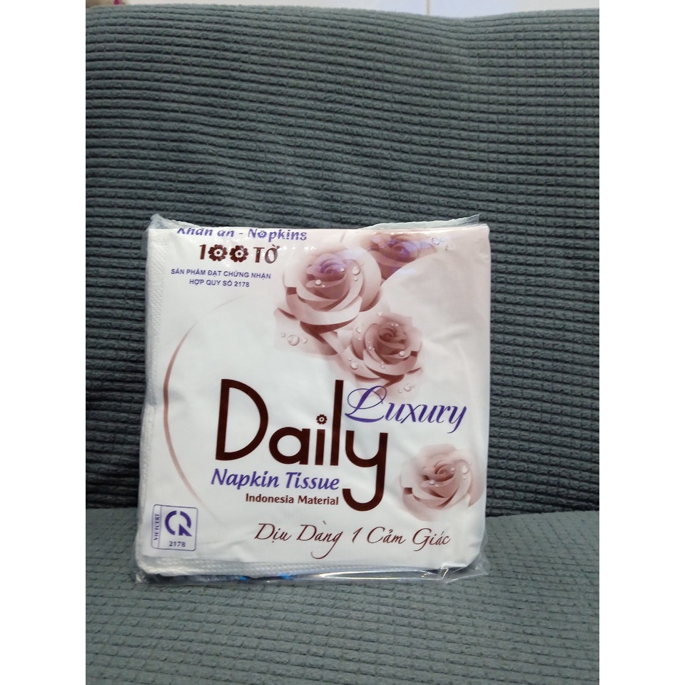 Khăn giấy ăn Daily bịch 100 tờ