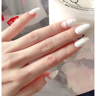 Gel vẽ nổi vẽ hoa văn móng tay ( lẻ màu trắng , đen )