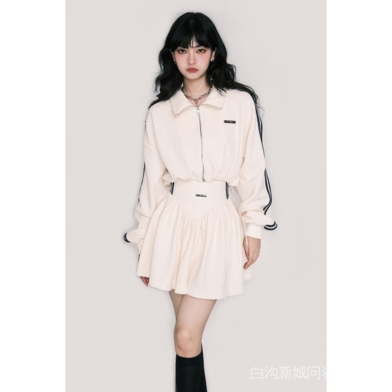 Bộ Đồ Thể Thao Dài Tay Dáng Rộng Phong Cách Retro Mỹ Thiết Kế Chính Hãng