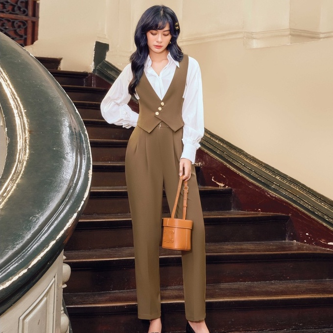 Áo Vest Gile Kiểu Nữ Đính Khuy Vàng Đồng & Quần Baggy Ống Đứng Màu Đen & Nâu Đi Làm, Đi Học - Mila Vest & Vita Pants
