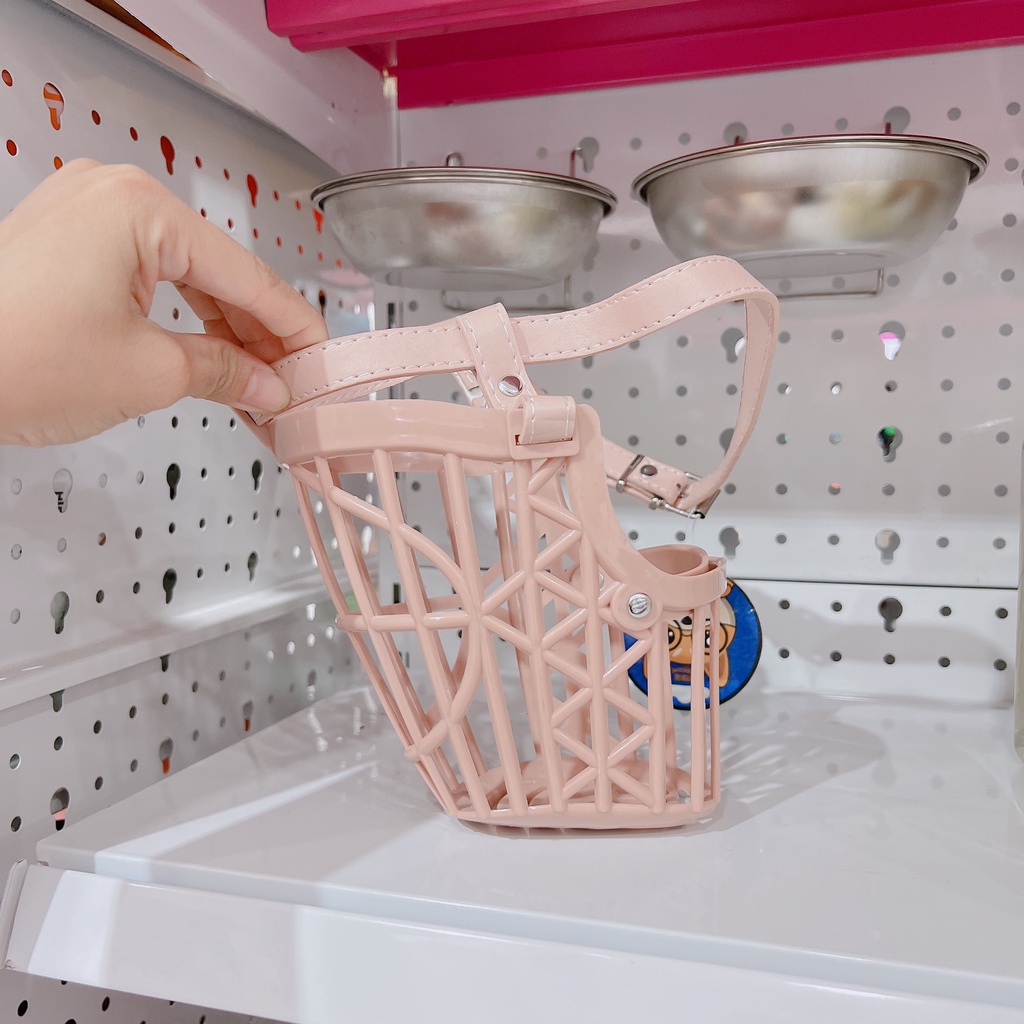 Rọ mõm cho Chó Chất liệu nhựa An toàn Kèm dây da Giúp thú cưng Không Cắn phá Không Sủa theo ý muốn Không ăn vật lạ