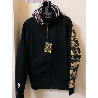Áo khoác jacket Bape phát sáng galaxy
