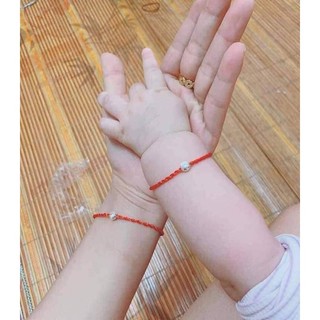 Vòng tay chỉ đỏ bi bạc may mắn