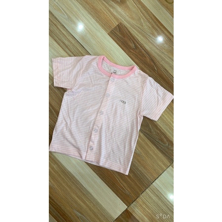 Áo hãng no us bị lỗi ạ