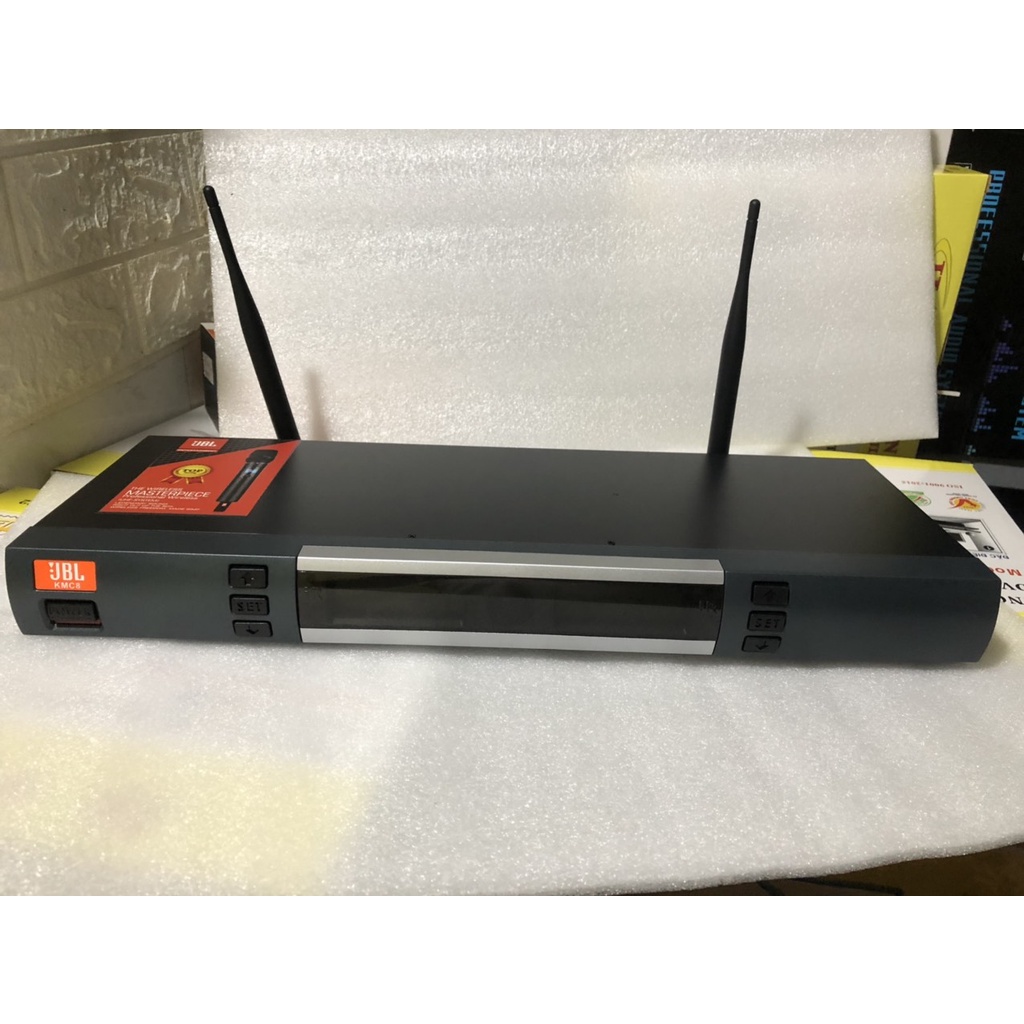 Micro không dây JBL KMC8 hát karaoke gia đình sân khấu - Độ nhạy cao, bắt sóng xa, chống hú rít - Thiết kế sang trọng