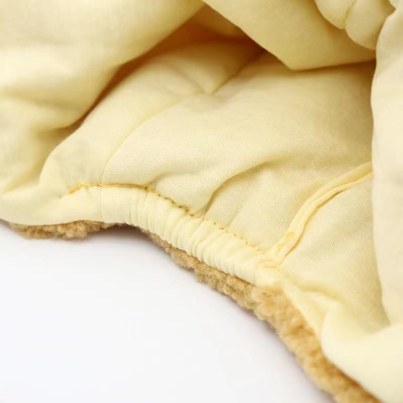 PVN55333 Mũ Lưỡi Trai Len Cho Bé Có Dây Buộc 0-2 Tuổi Chữ P Giá Rẻ