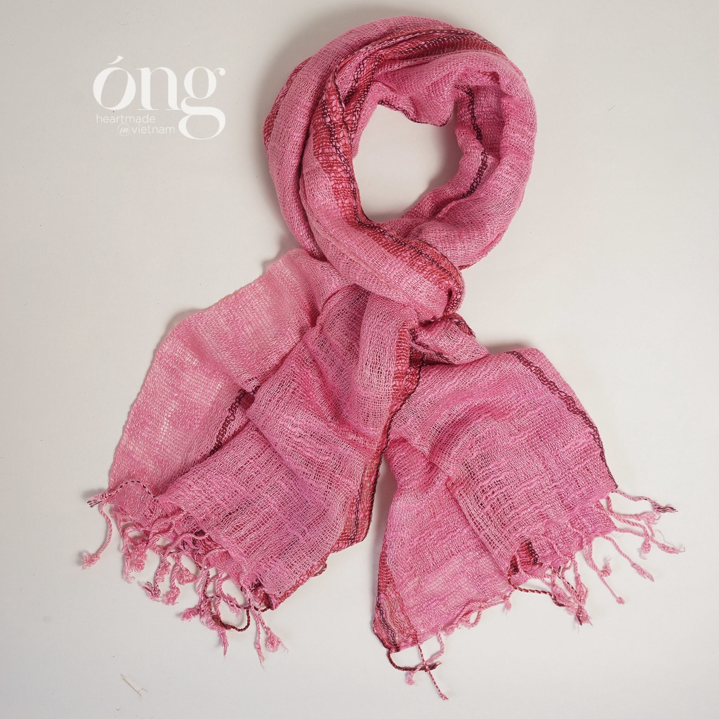 Khăn choàng cổ chất liệu 100% từ sợi tự nhiên của Óng Silk