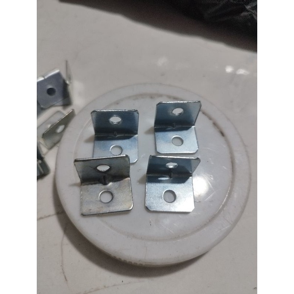 10 ke cân nhỏ 2 lỗ bảng 2cmx2cm