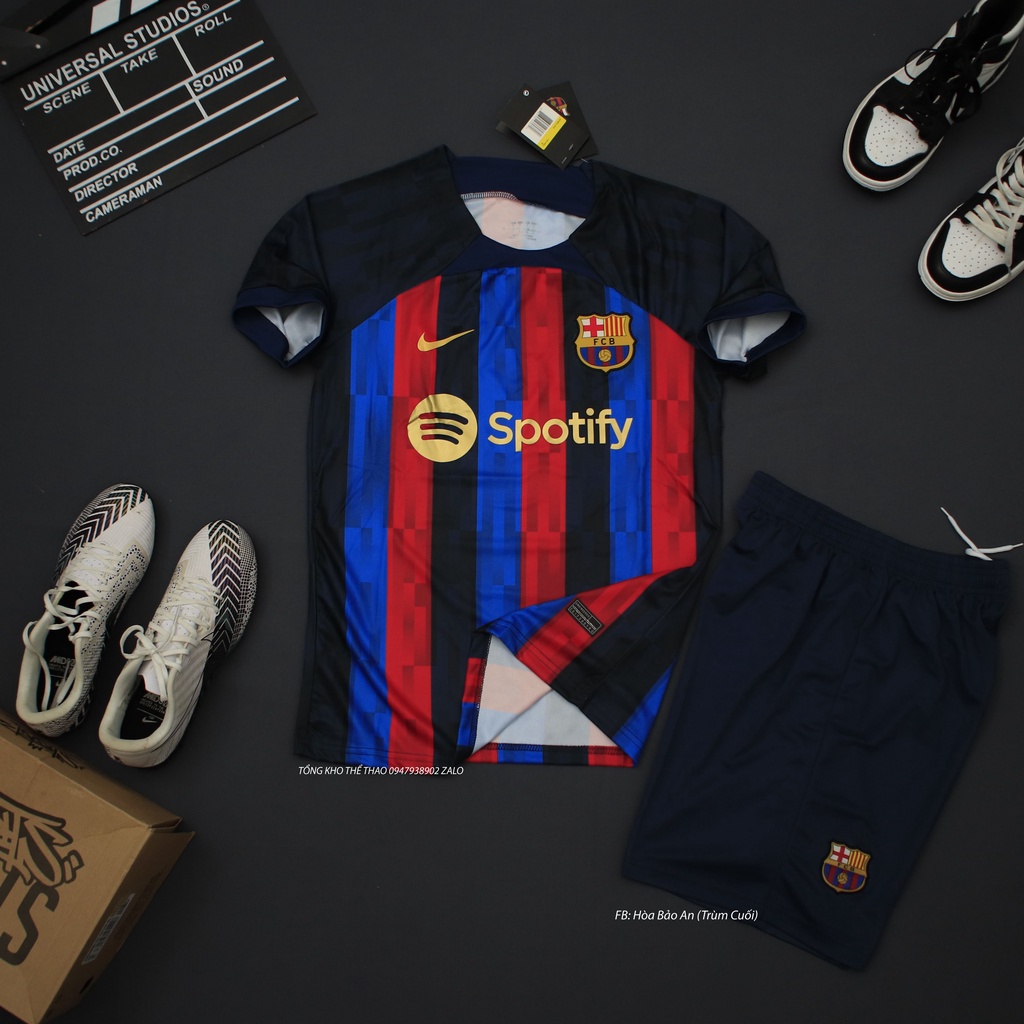 Set Bộ Thể Thao Quần Áo Bóng Đá CLB Barca (Barcelona) Màu Xanh họa tiết -Vải thun thái phom 43-95kg