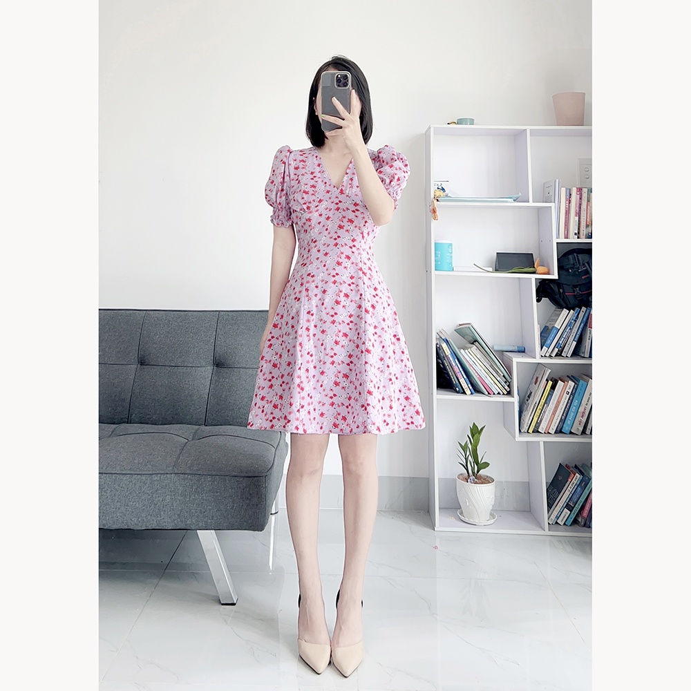 Đẩm hoa nhí cổ V dáng xoè tay phồng LRD020