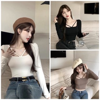 Áo croptop tay dài cổ u đính dây
