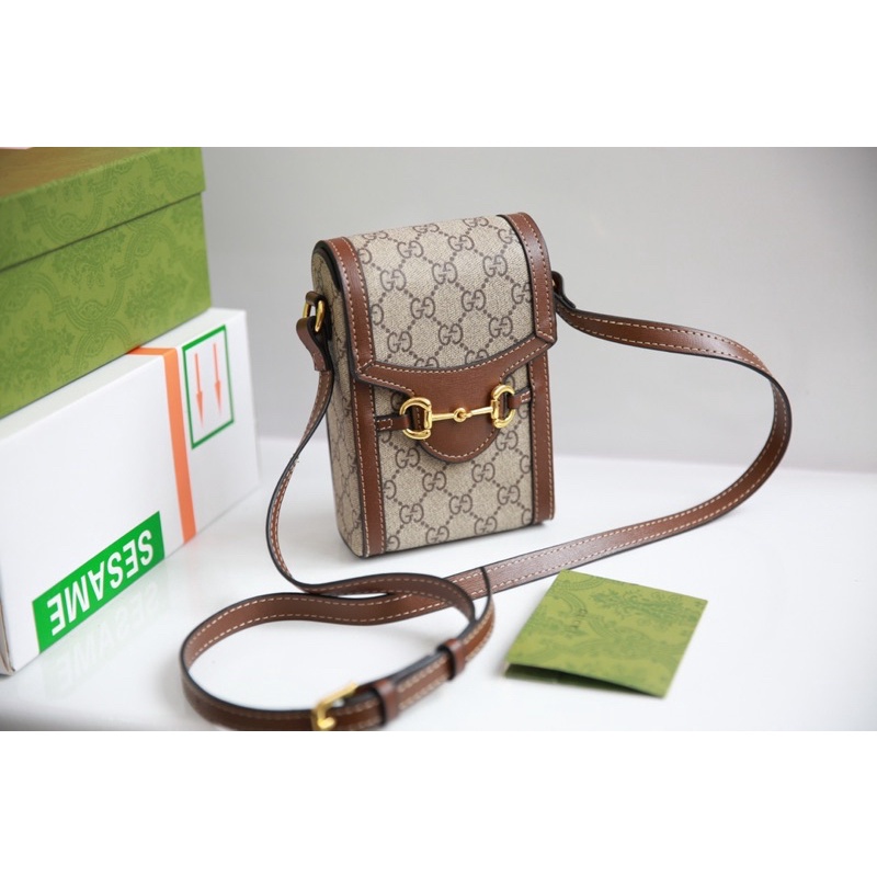 Túi Xách Gucci Horsebit Case Trắng Nâu Size 12x17  -  By Anh Dinh Phuong