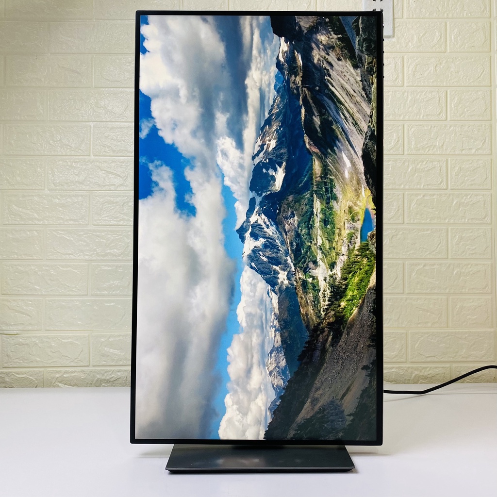 Màn hình máy tính Dell U2718Q 27 inch 4K Siêu đẹp