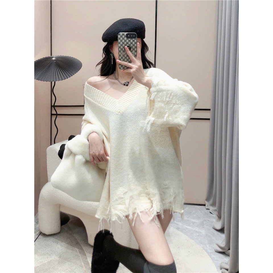 Áo len cổ tim rách tua rua 2 màu hàng QC