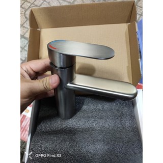 Vòi Lavabo vòi rửa mặt Nóng Lạnh phủ Nano Xám Đen và Đánh Bóng chân đồng