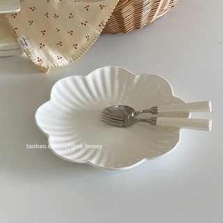 Đĩa Sứ Trắng Hình Hoa